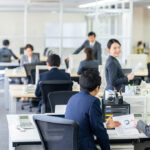 集中力を向上させるパーティションとプライバシー家具の活用法