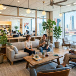 社員満足度が変わる！リラックススペース用家具の選定術